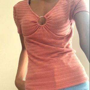 Brown blouse with tight fit